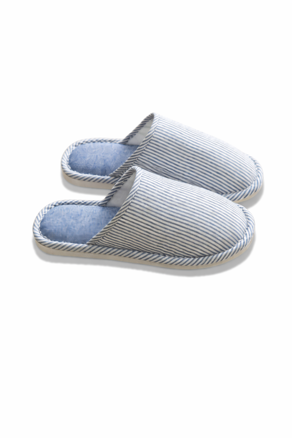 Chaussons homme bleu clair – doux, confortables et légers