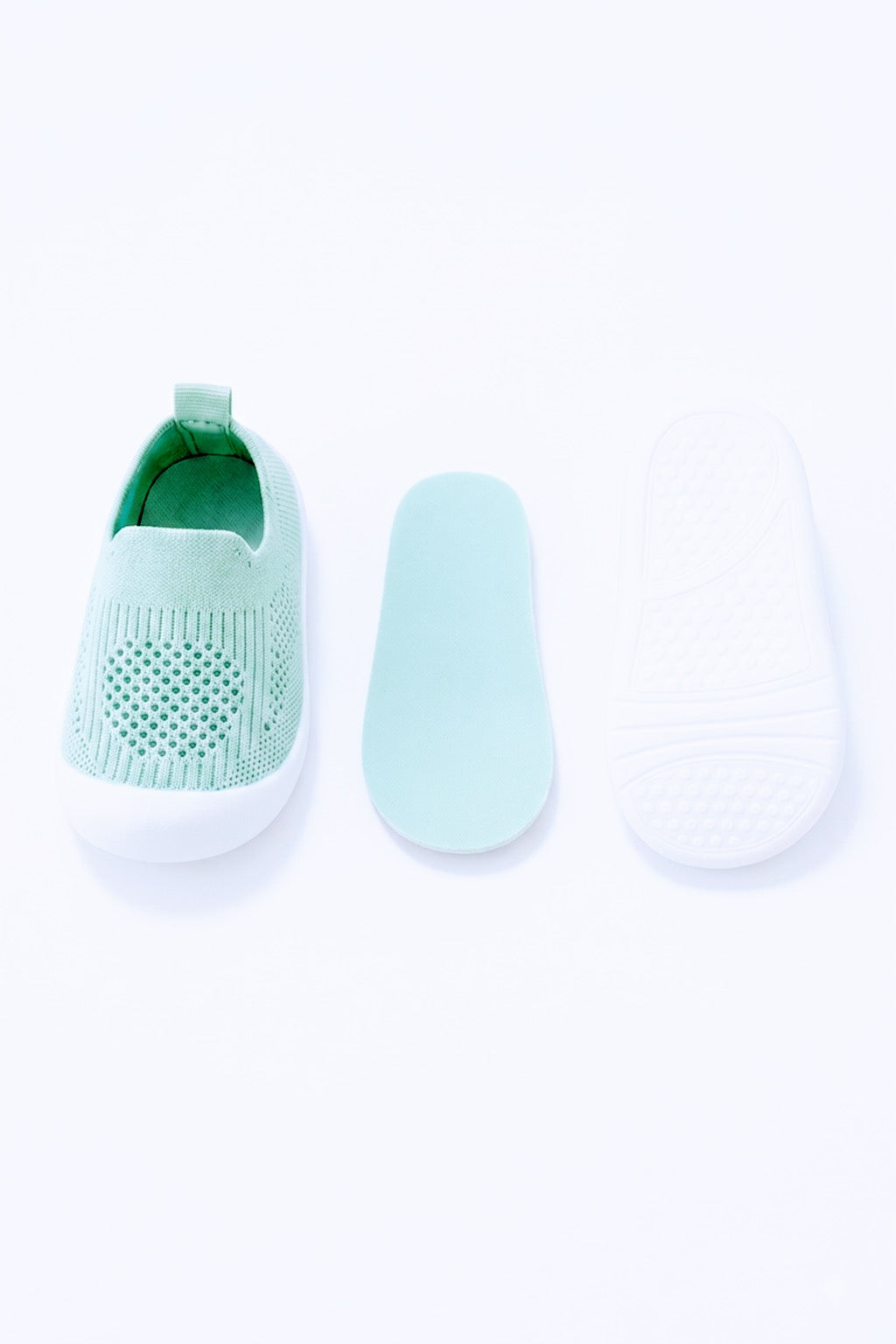 Chaussons bébé verts – souples, légers et parfaits pour les premiers pas